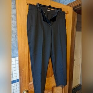 NWT Black Skinny Jeans dress pants